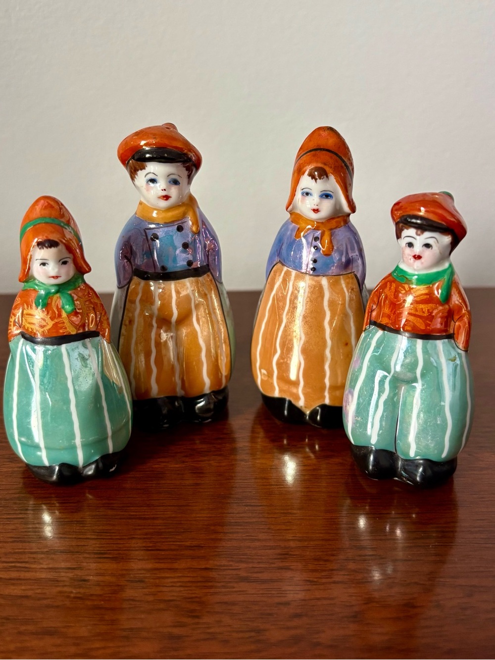 Vintage Deco Dutch Figural Salt & Pepper Sets ( 2 ) Lustreware from 1920’s-1940